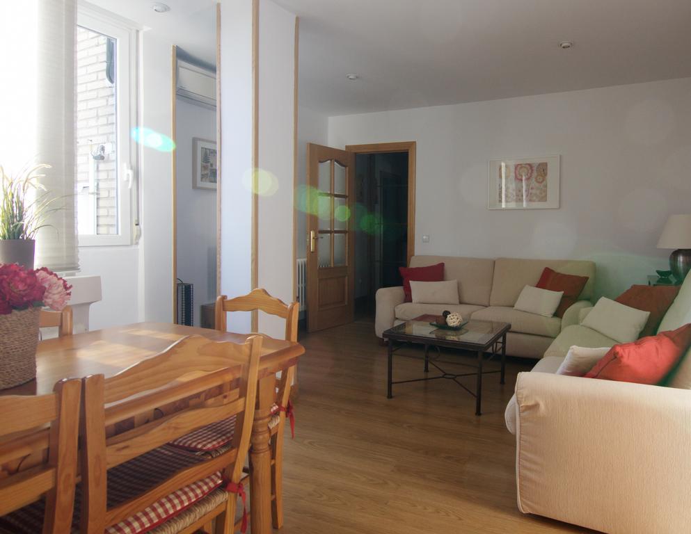Atico Latina Apartment Madrid Exterior photo
