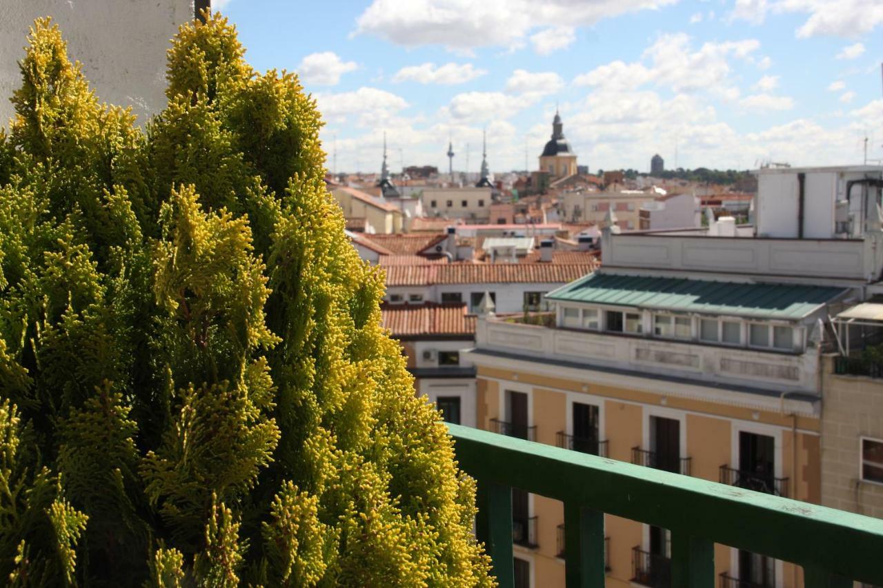 Atico Latina Apartment Madrid Exterior photo